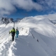 Spannende Gratwanderung auf der Insel Senja während einer Skitour